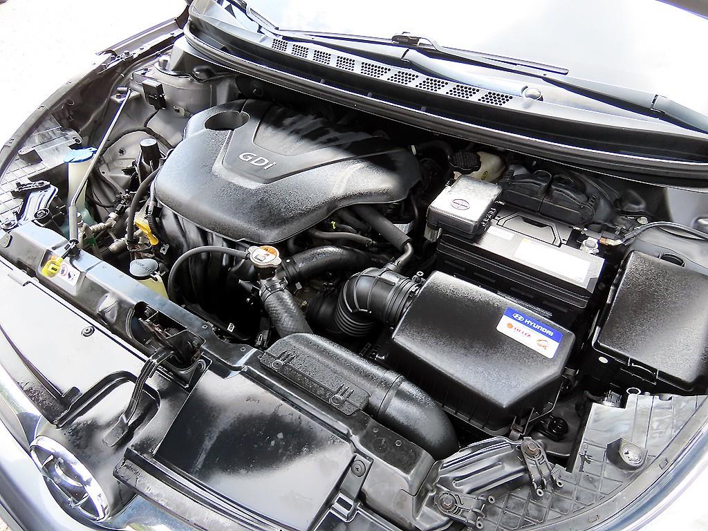 HYUNDAI Avante 2012 Gris - Importación desde Corea - HF Imports Iquique - Foto 18