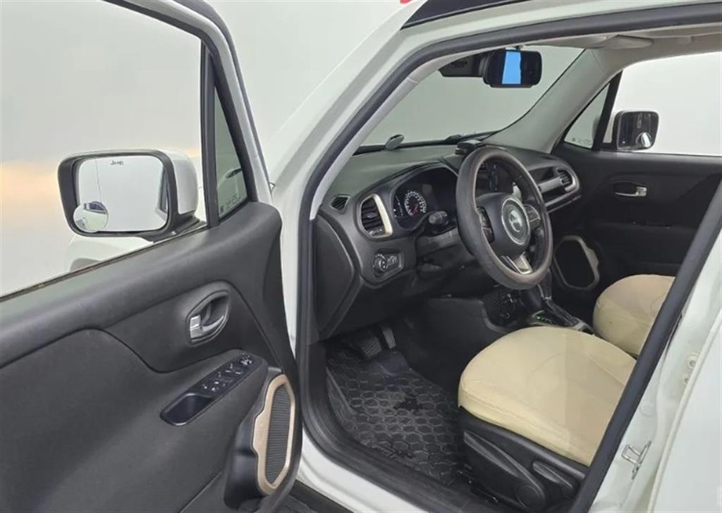 Jeep Renegade - Vista 10