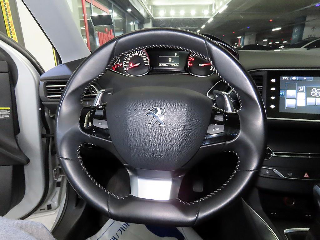 Peugeot 308 - Vista 8