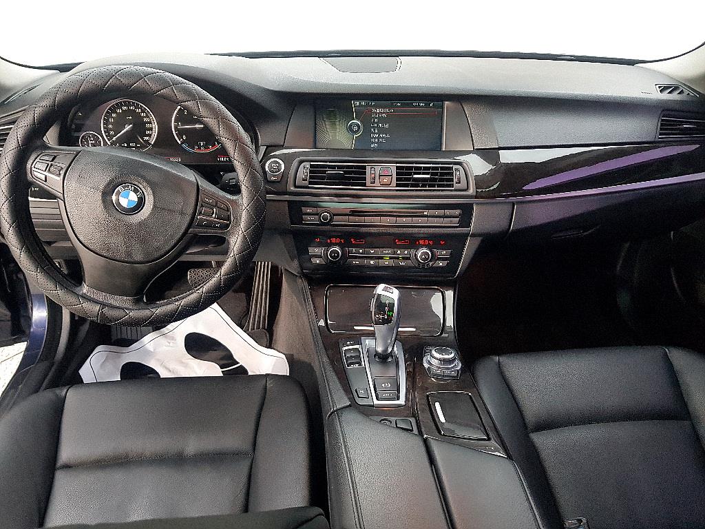 BMW 5 Series - Vista 5
