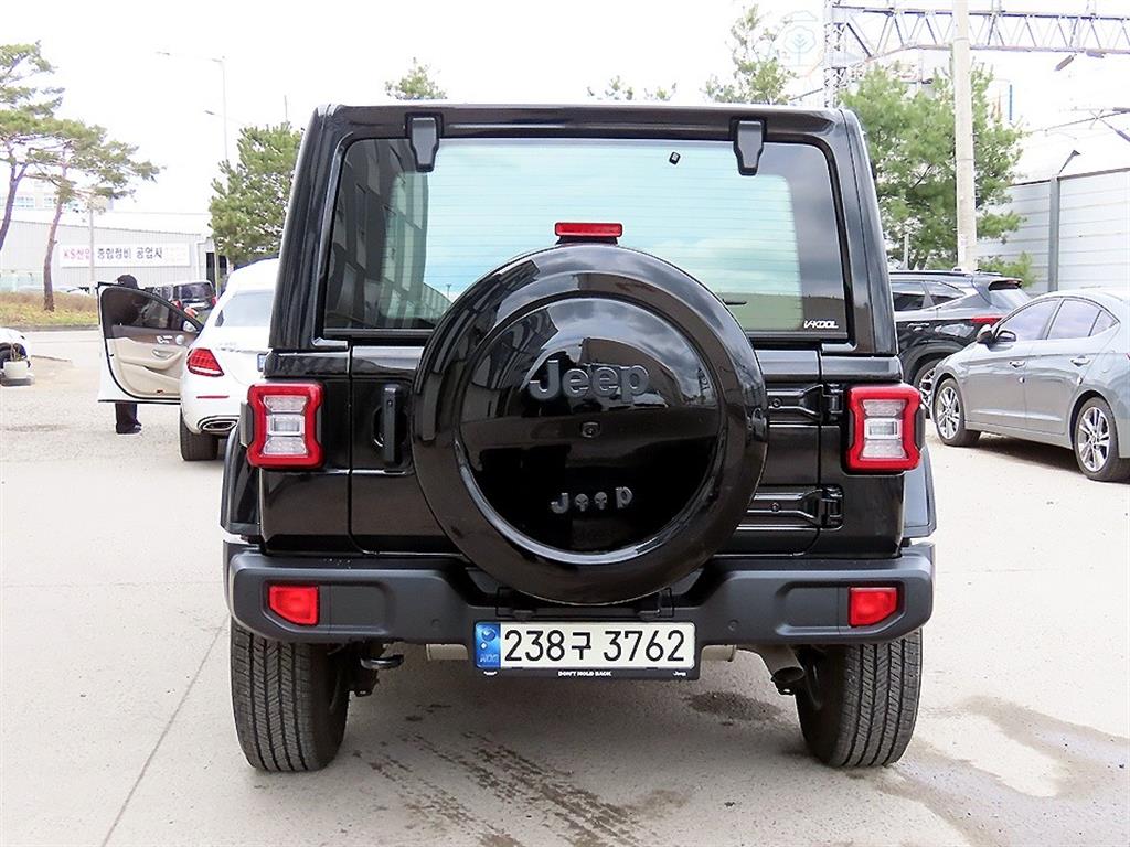 Jeep Wrangler - Vista 4