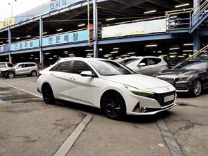 HYUNDAI Avante - Vista 4