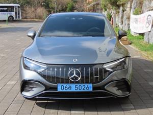 Mercedes Benz EQE - Vista 2
