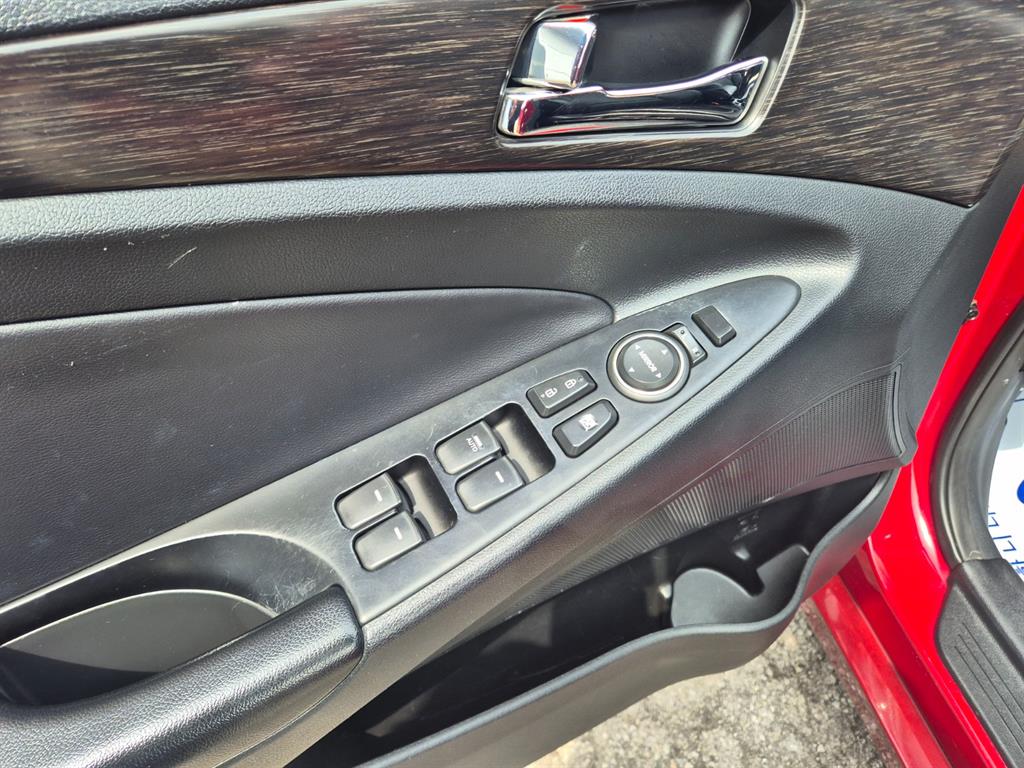 HYUNDAI Sonata - Vista 10