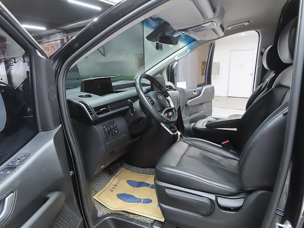 HYUNDAI Staria 2023 Negro - Importación desde Corea - HF Imports Iquique - Foto 11