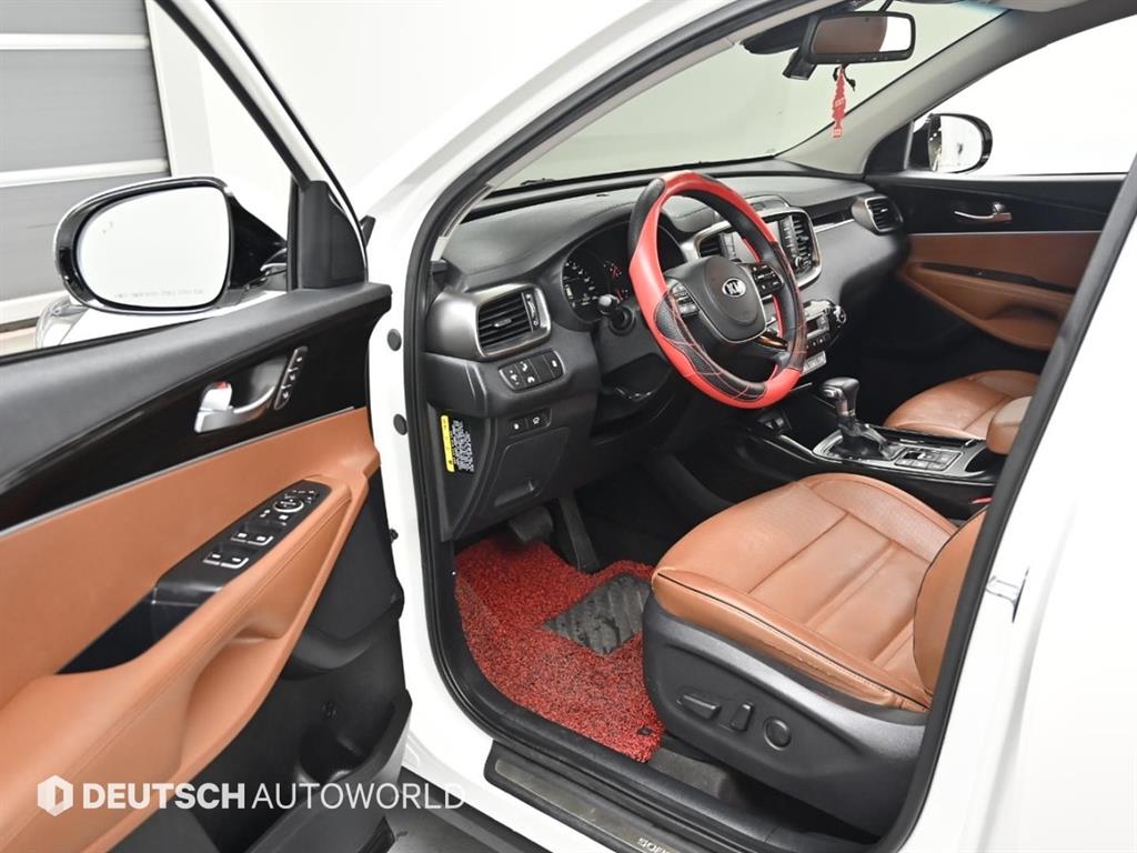 KIA Sorento - Vista 11
