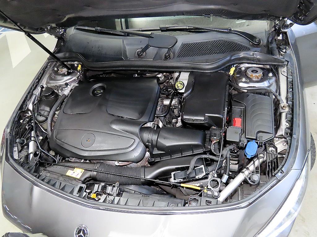 Mercedes Benz CLA Class 2018 Gris - Importación desde Corea - HF Imports Iquique - Foto 19