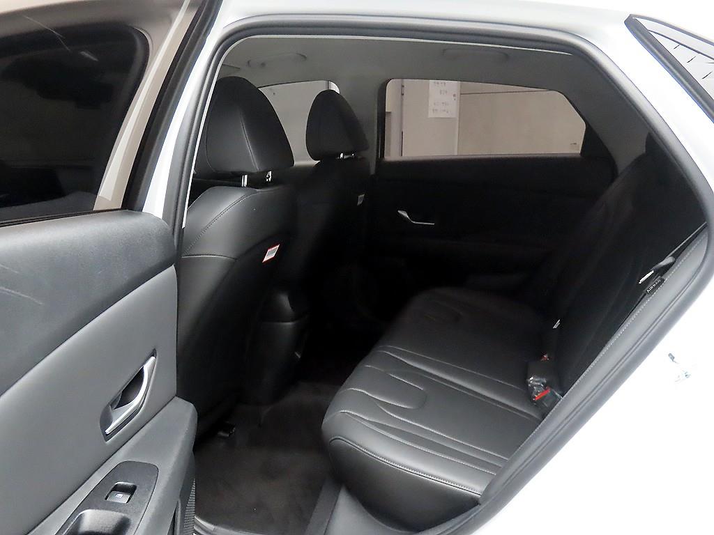 HYUNDAI Avante - Vista 6