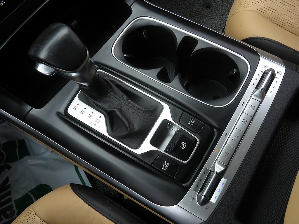 KIA Carnival 2021 - Importación desde Corea - HF Imports Iquique - Foto 15