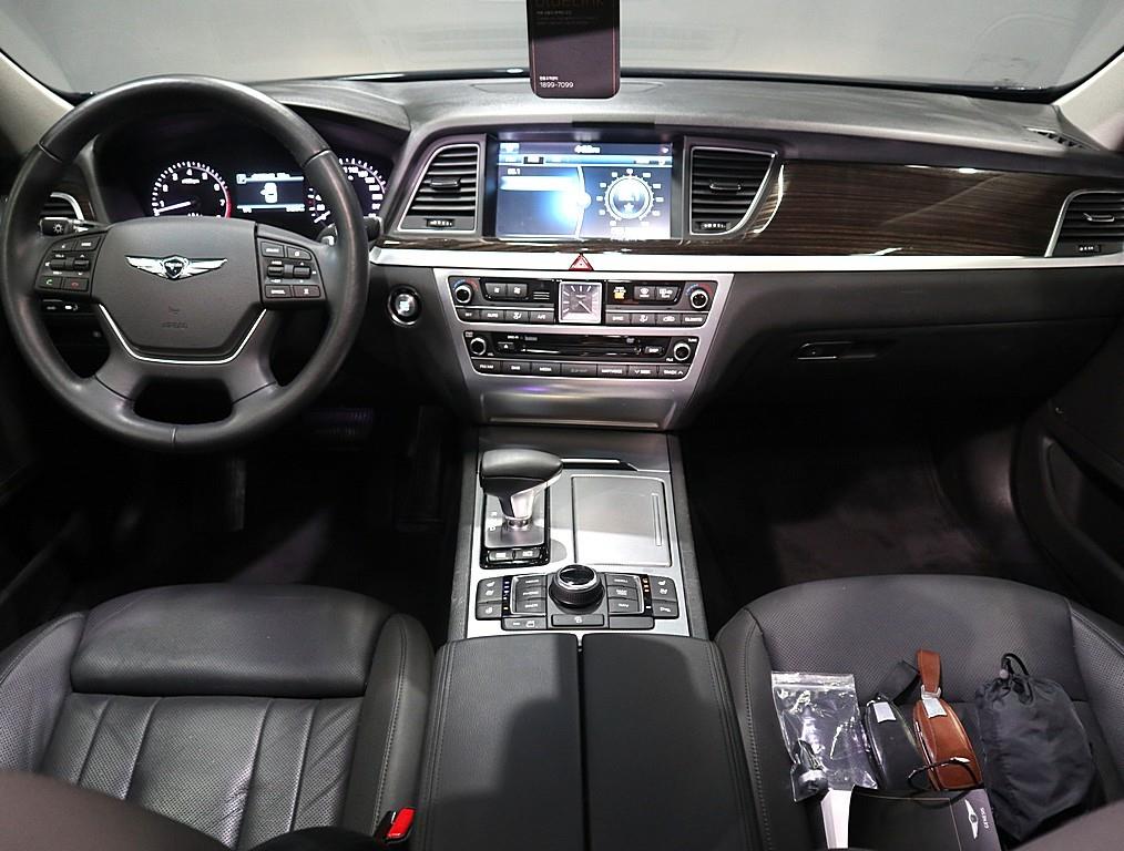 Genesis G80 - Vista 5