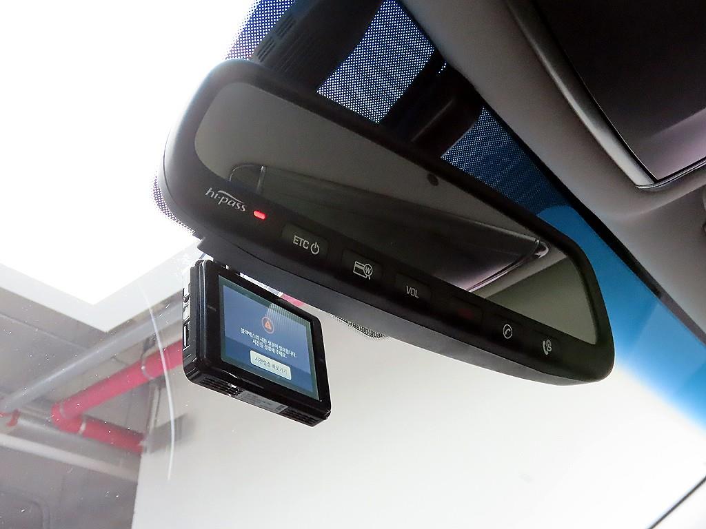 HYUNDAI Grandeur 2016 Negro - Importación desde Corea - HF Imports Iquique - Foto 17