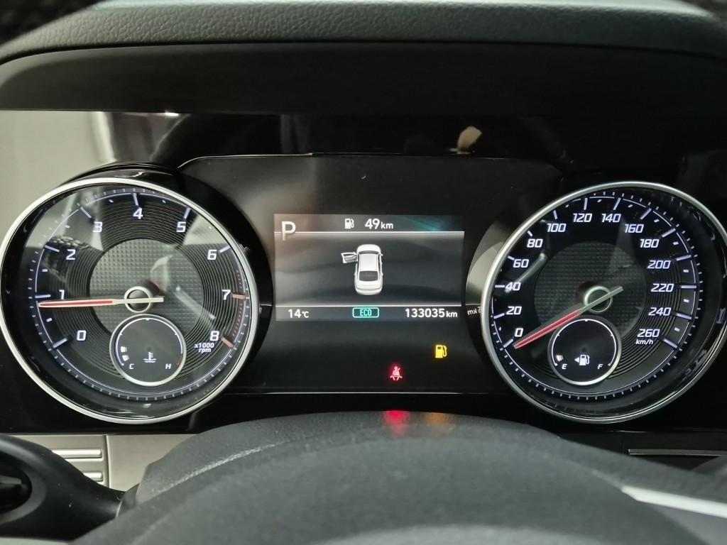 HYUNDAI Grandeur - Vista 6