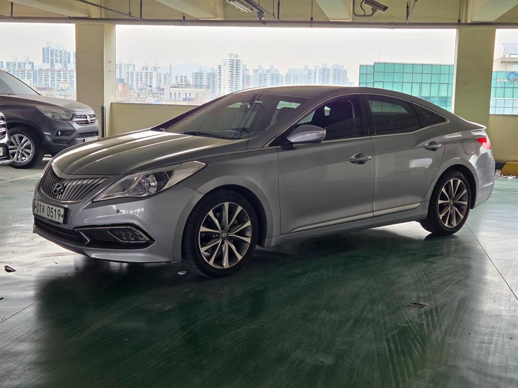 HYUNDAI Grandeur 2016 Gris - Importación desde Corea - HF Imports Iquique - Foto 1