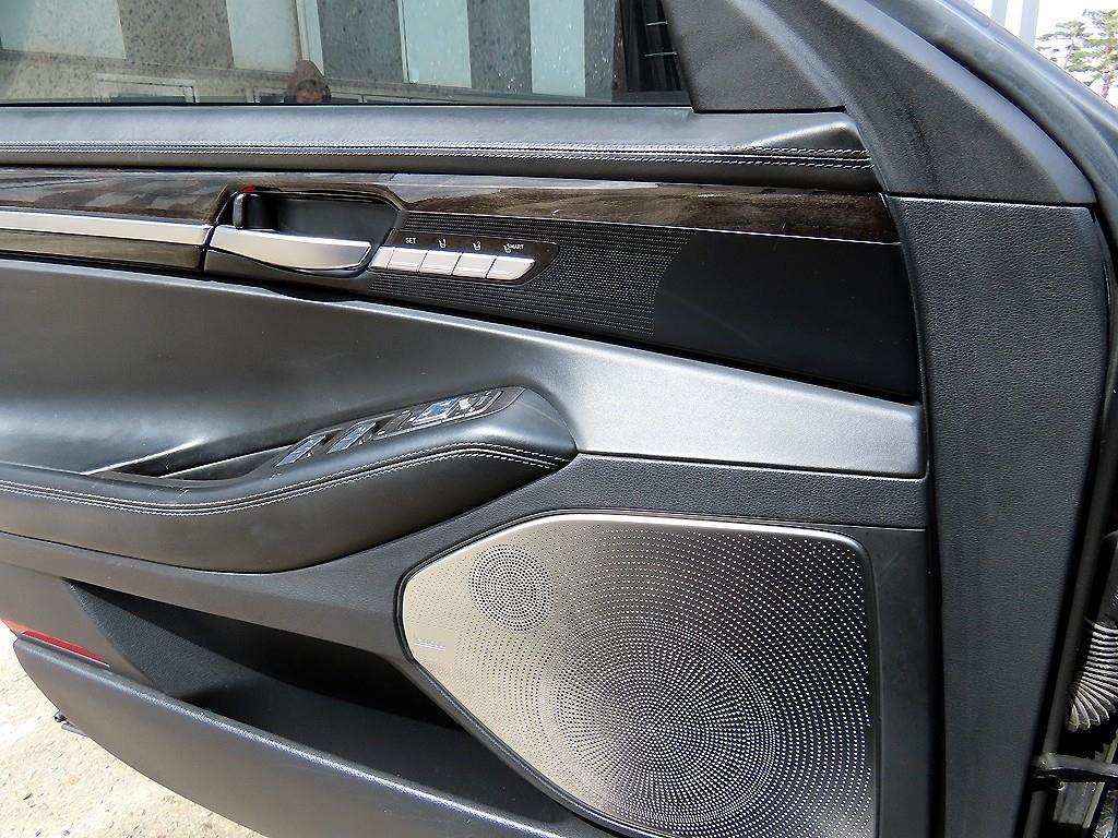 Genesis EQ900 2016 Negro - Importación desde Corea - HF Imports Iquique - Foto 13