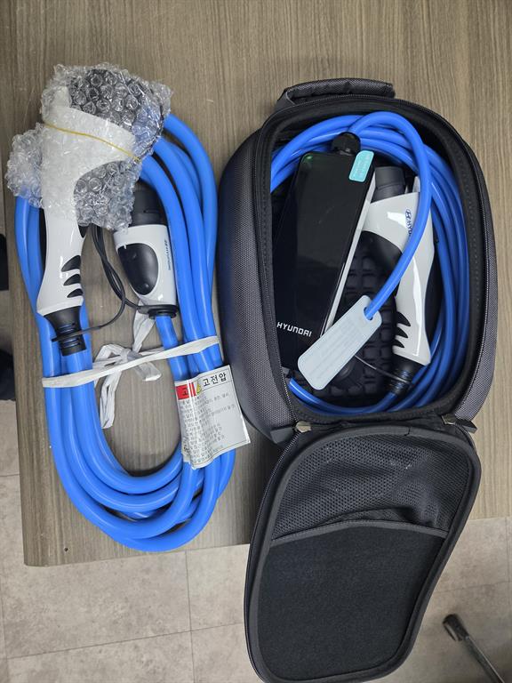 HYUNDAI Ioniq - Vista 6