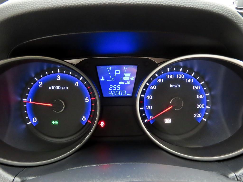 HYUNDAI Tucson - Vista 5