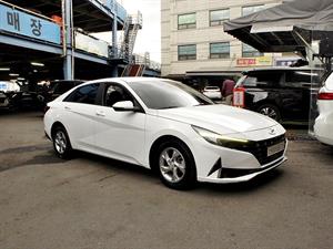 HYUNDAI Avante - Vista 4