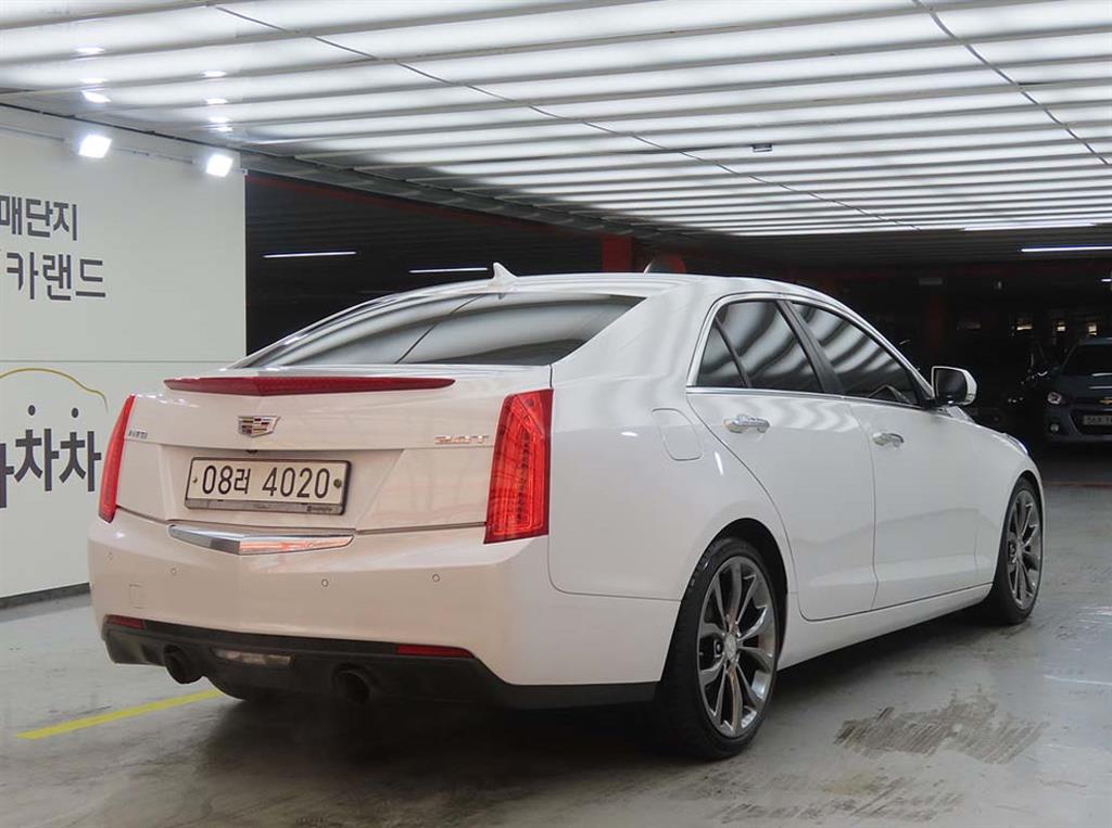 Cadillac ATS - Vista 4