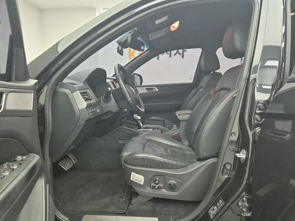 Ssangyong Rexton - Vista 11