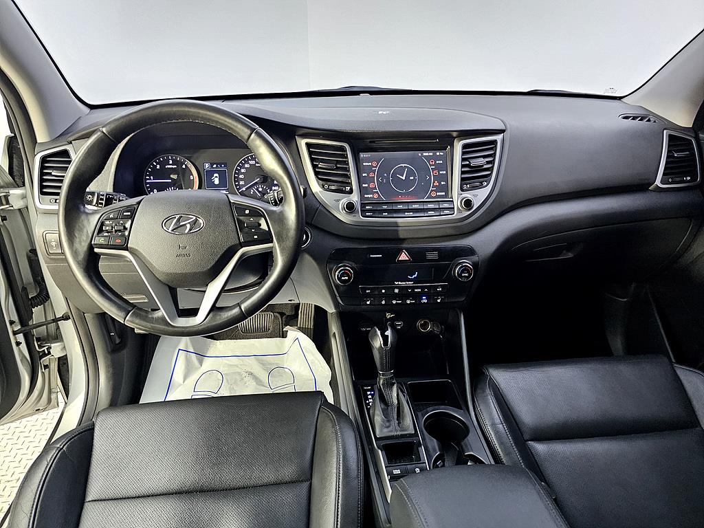 HYUNDAI Tucson - Vista 5