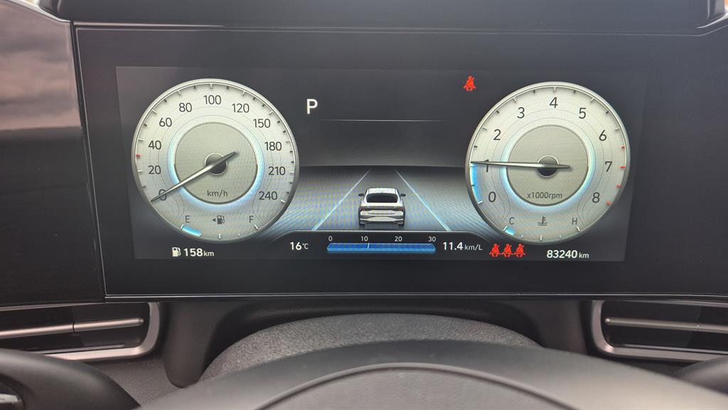 HYUNDAI Avante - Vista 4