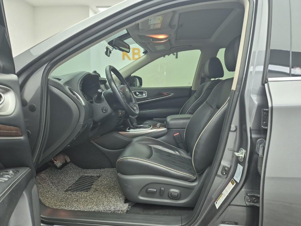 Infiniti QX - Vista 11