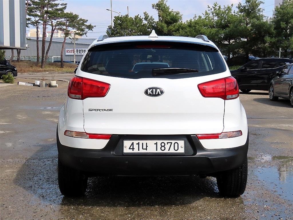 KIA Sportage - Vista 4