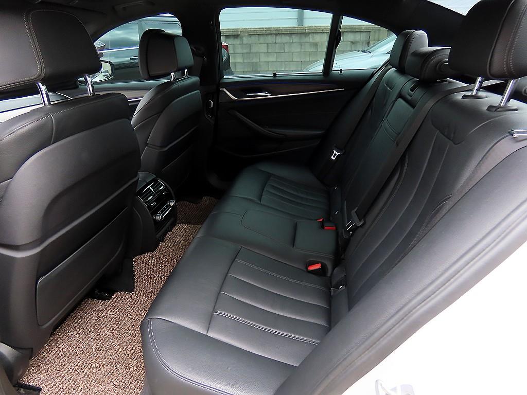 BMW 5 Series - Vista 6