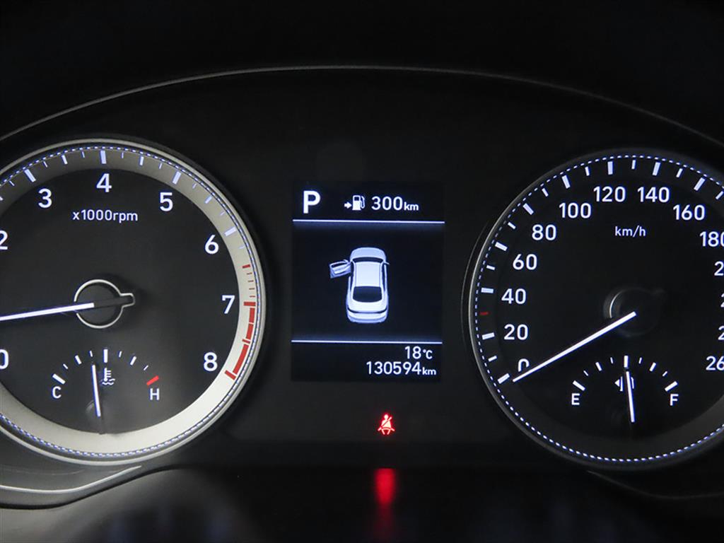 HYUNDAI Grandeur - Vista 9