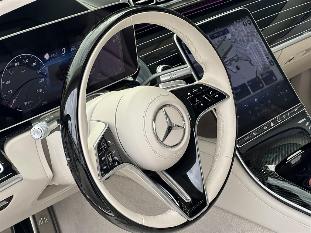 Mercedes Benz S Class - Vista 9