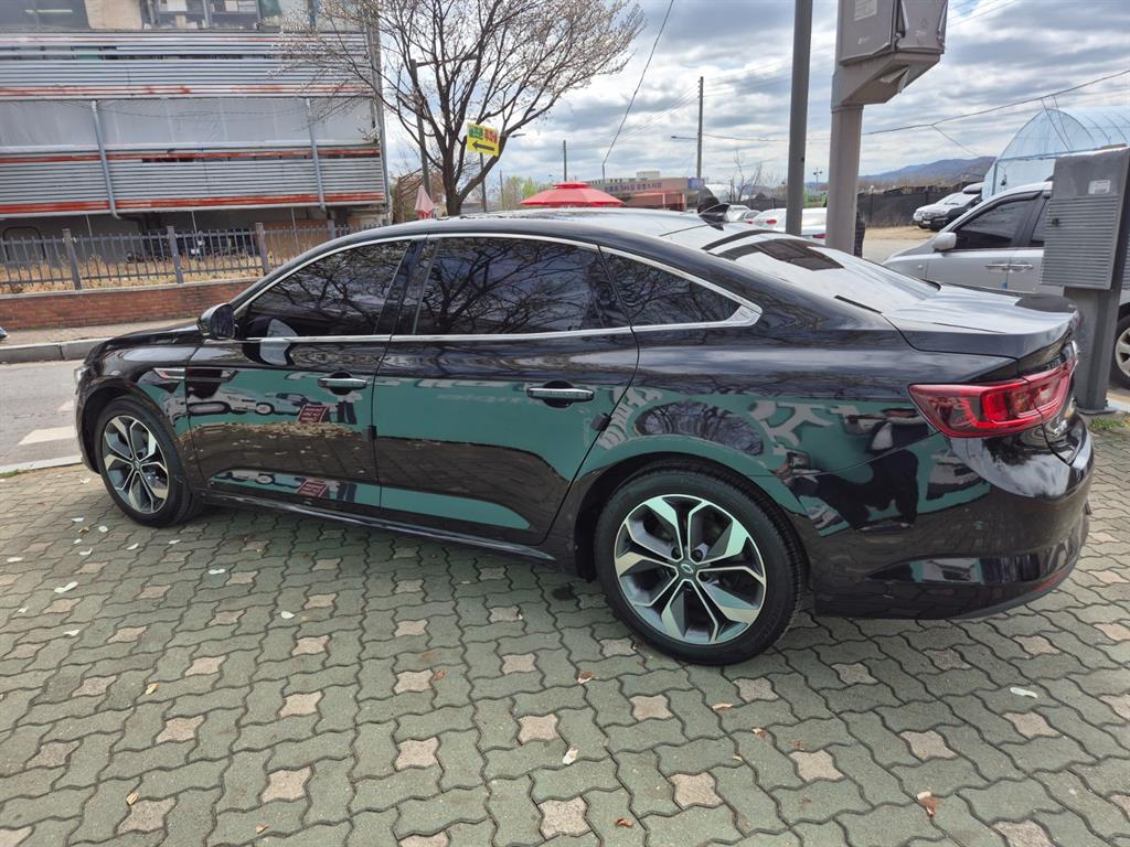 SAMSUNG SM6 - Vista 8