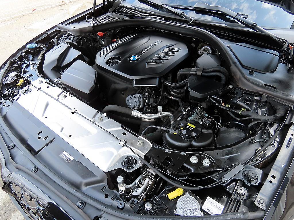 BMW 3 series 2021 Negro - Importación desde Corea - HF Imports Iquique - Foto 19