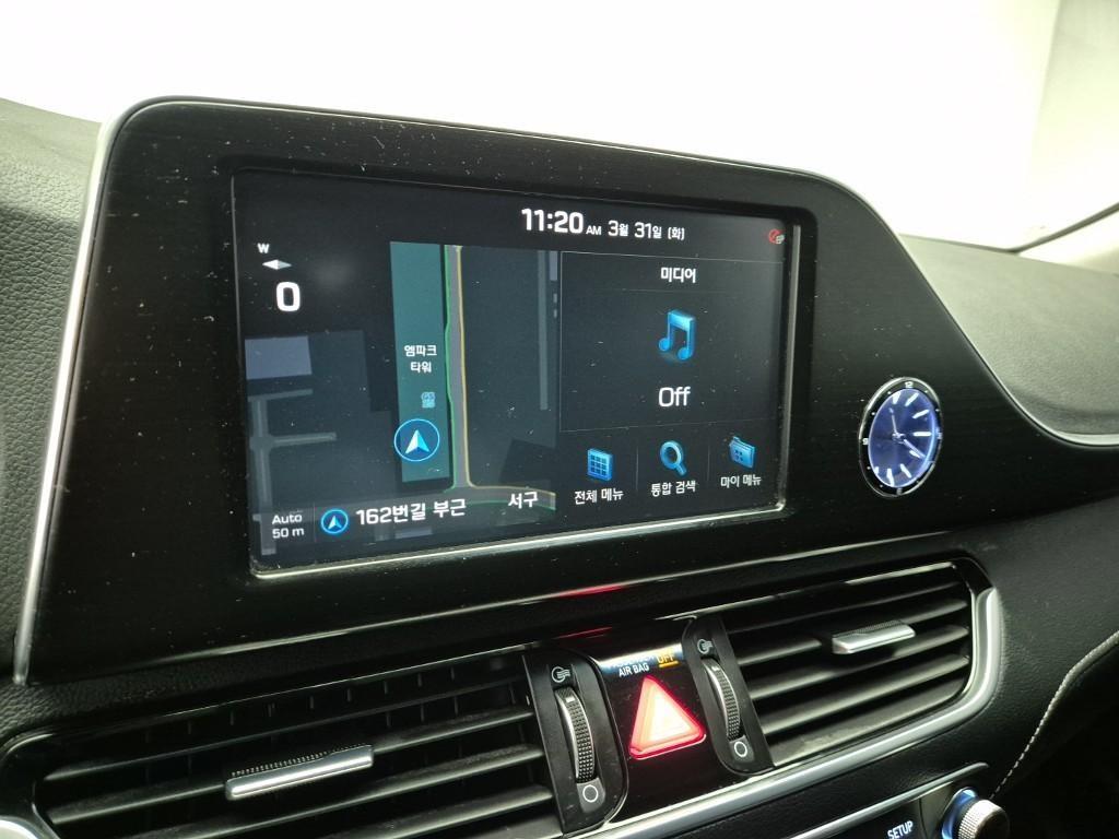 HYUNDAI Grandeur - Vista 11