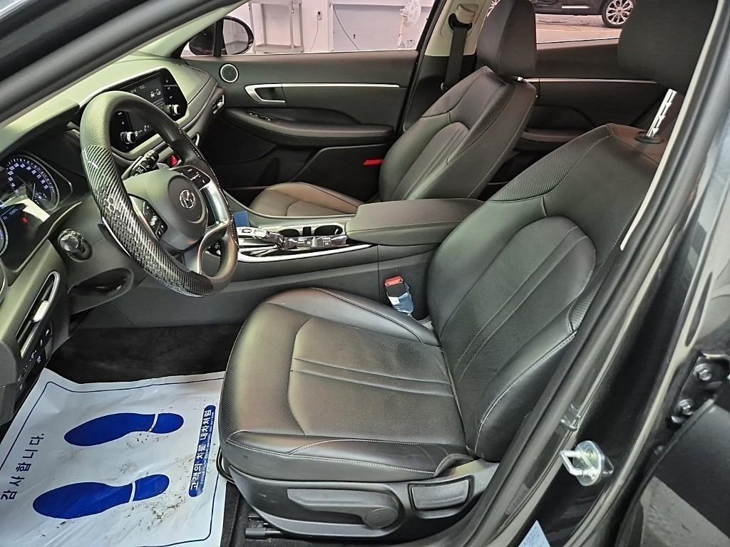 HYUNDAI Sonata - Vista 11