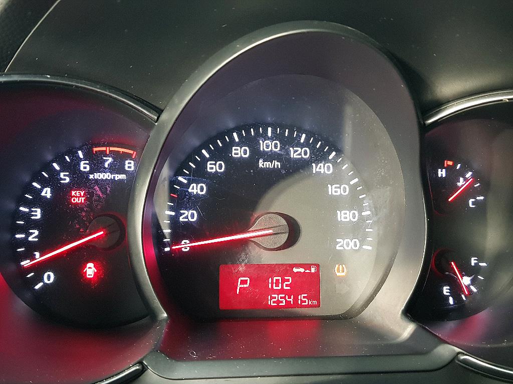 KIA Morning - Vista 6