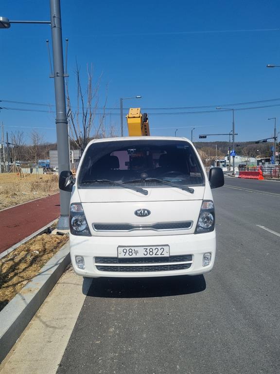 Small Truck Complaint (rip-off) 2019 Blanco - Importación desde Corea - HF Imports Iquique - Foto 1