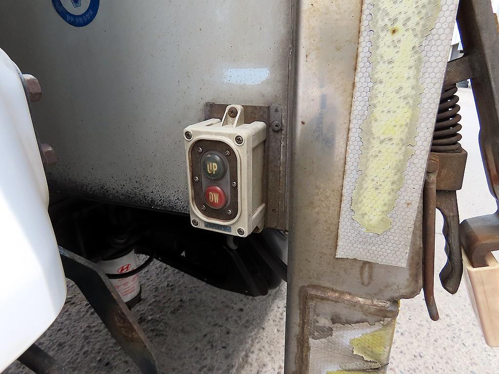 medium and large cargo truck - Vista 6