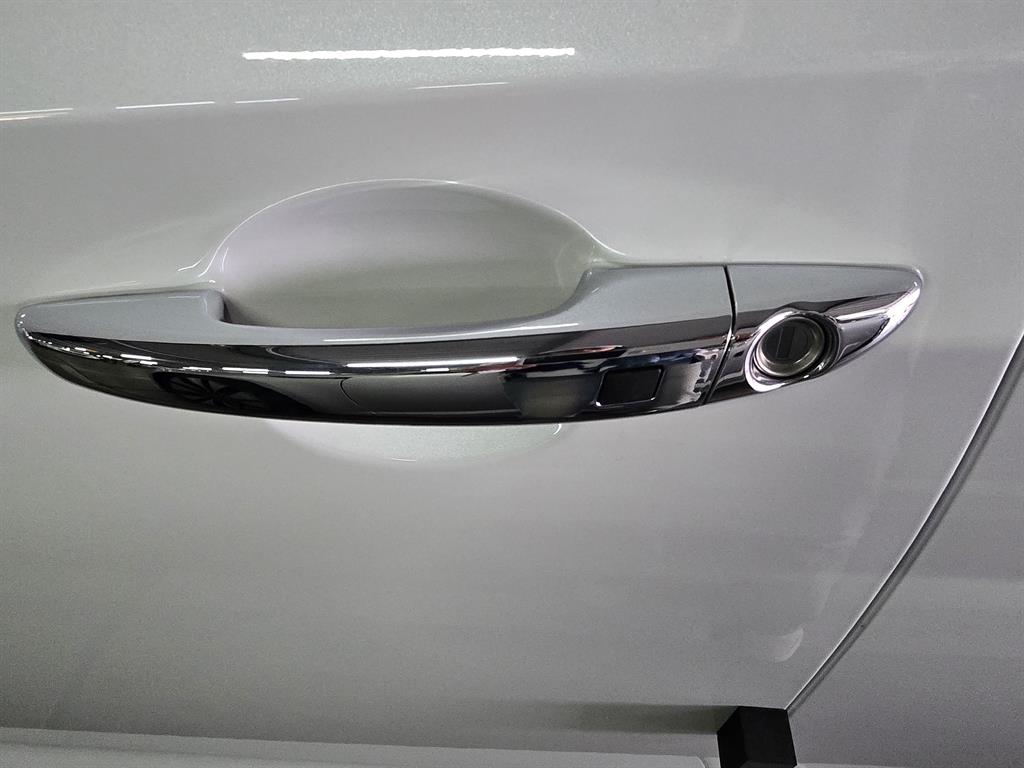 HYUNDAI Sonata - Vista 6