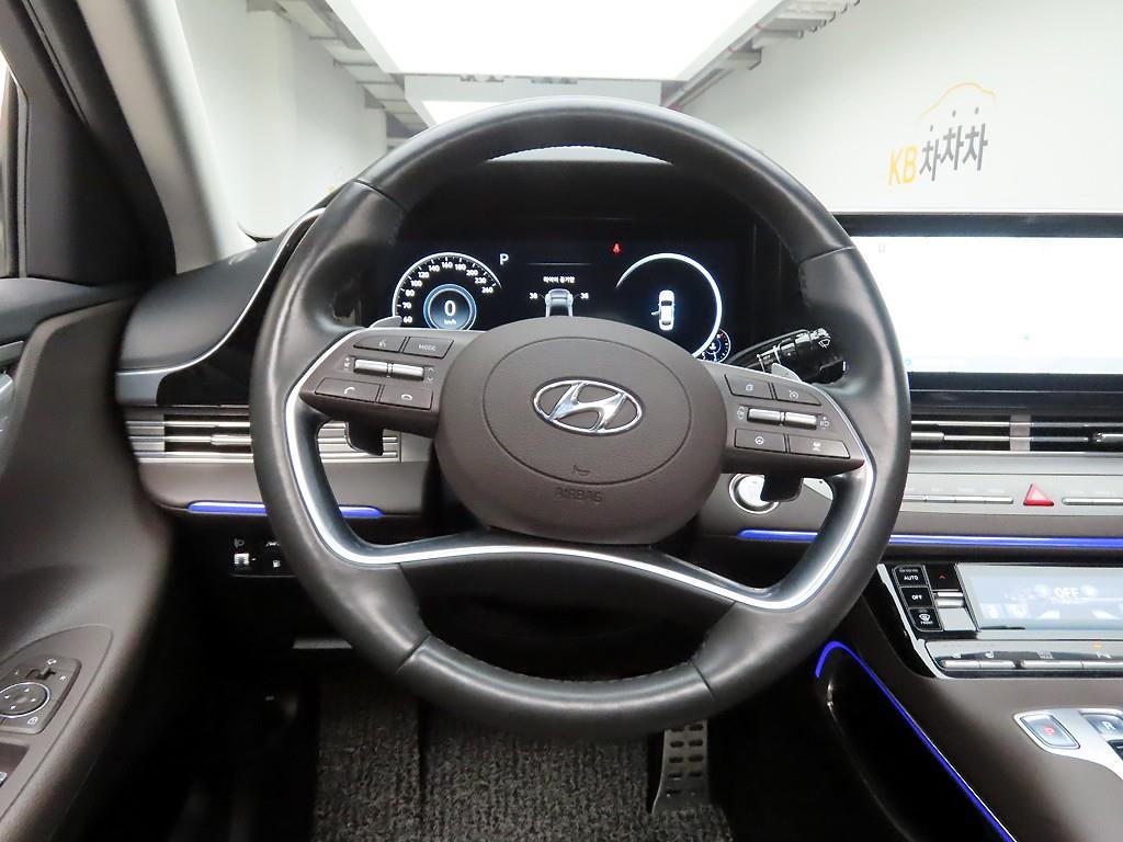 HYUNDAI Grandeur - Vista 7