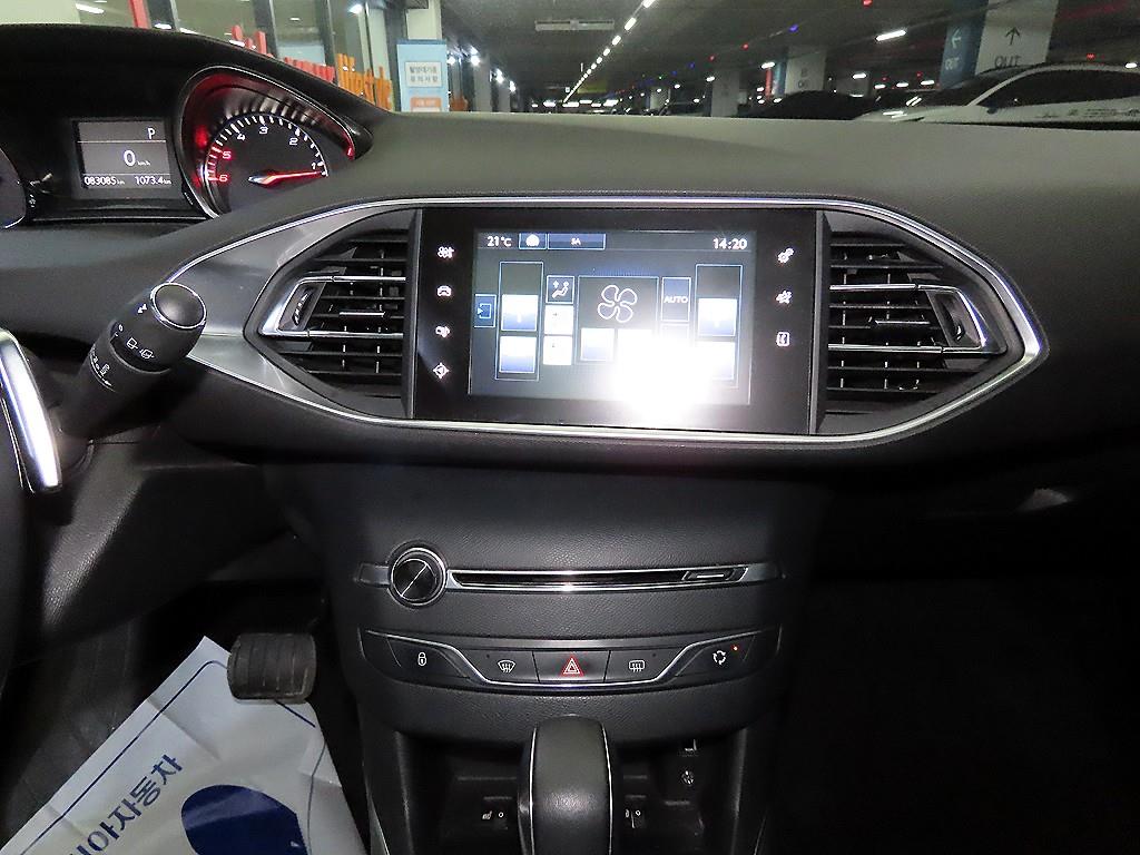 Peugeot 308 - Vista 11