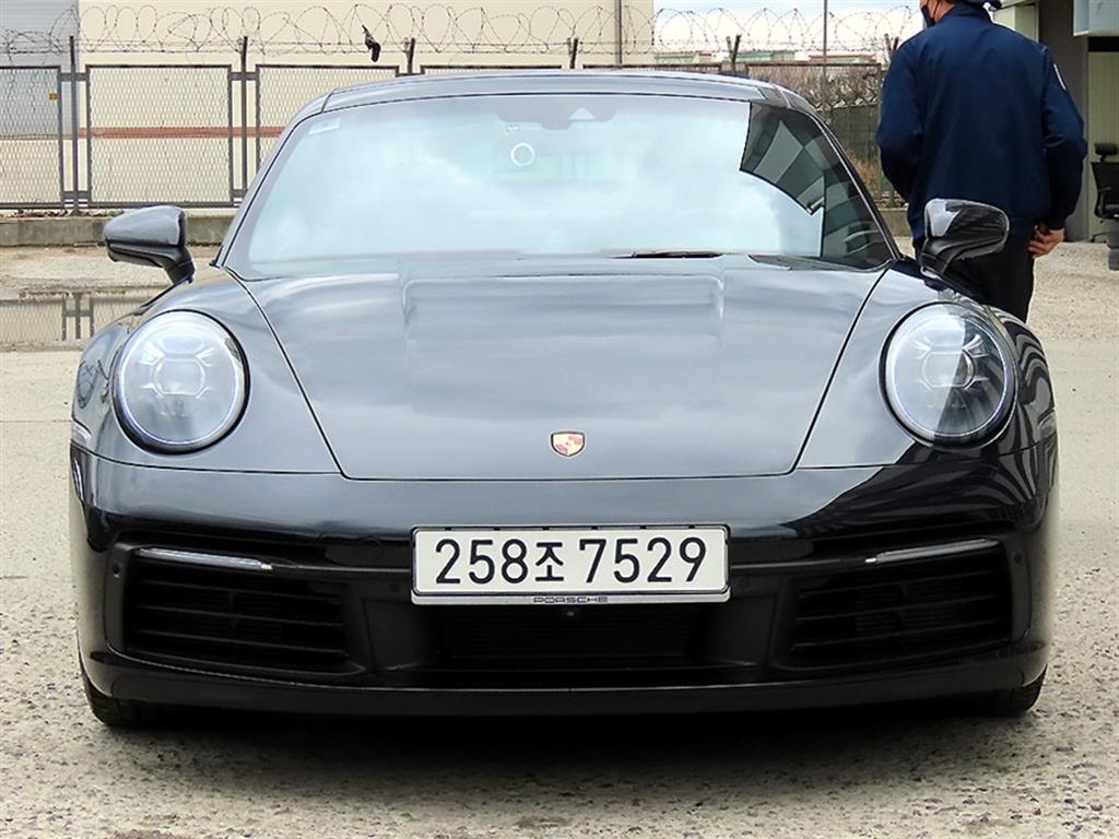 Porsche 911 2020 Negro - Importación desde Corea - HF Imports Iquique - Foto 1