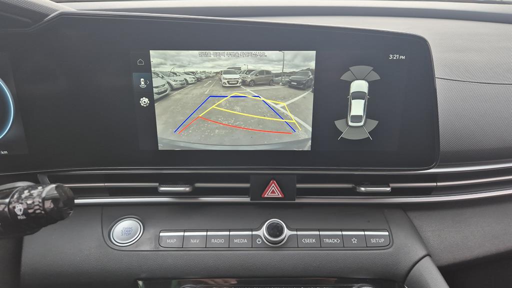 HYUNDAI Avante - Vista 6