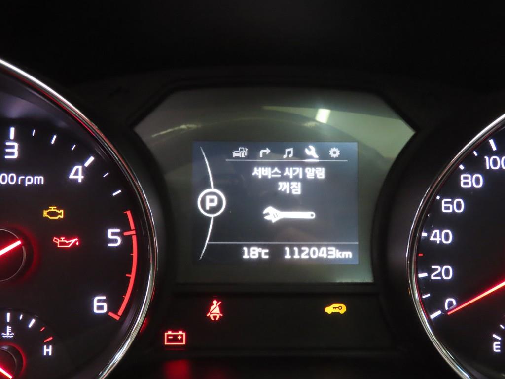 KIA Carnival - Vista 8