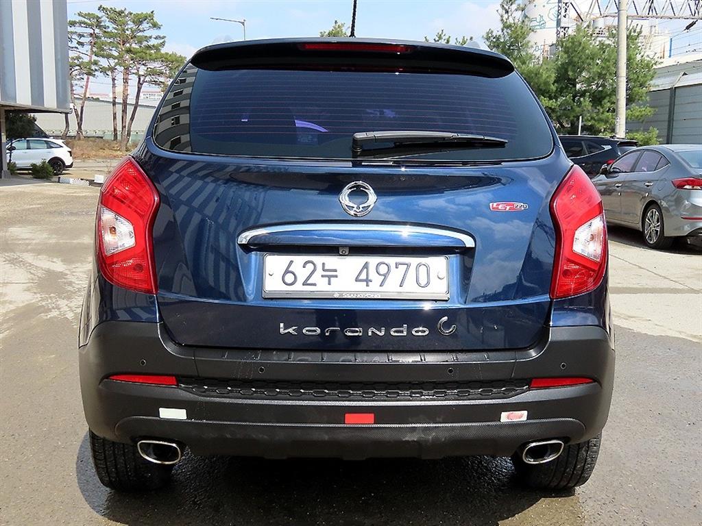 Ssangyong Korando - Vista 4