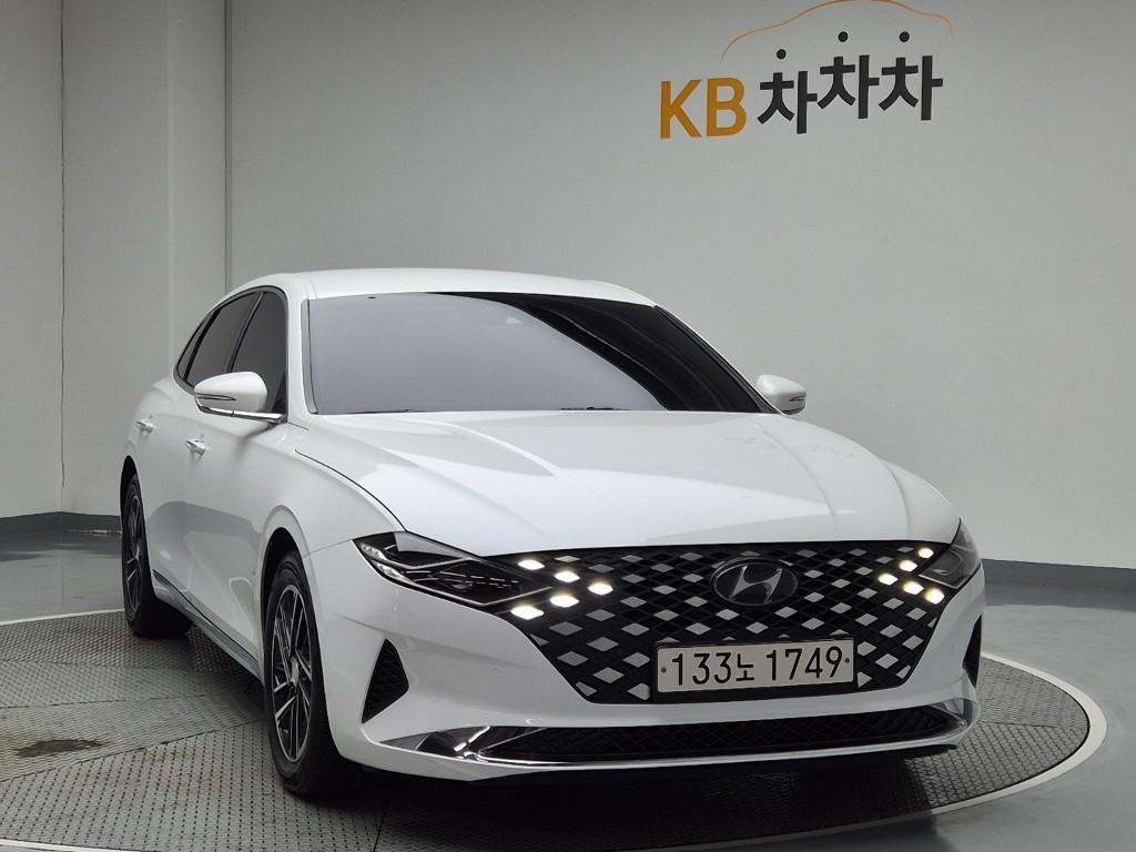 HYUNDAI Grandeur - Vista 4