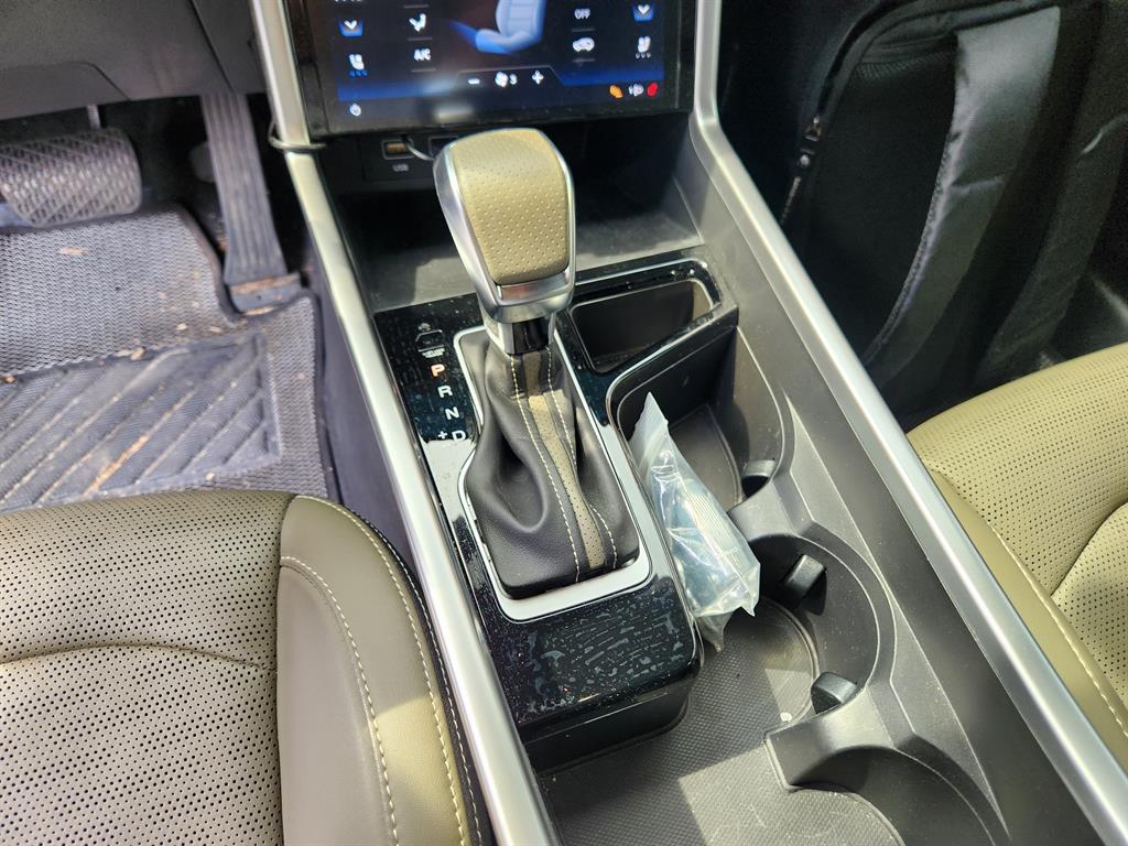 Ssangyong Torres 2023 Negro - Importación desde Corea - HF Imports Iquique - Foto 13