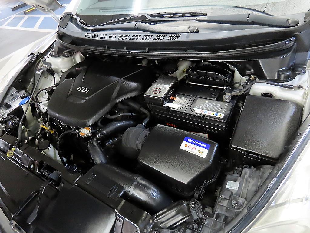 HYUNDAI Avante 2011 Gris - Importación desde Corea - HF Imports Iquique - Foto 17