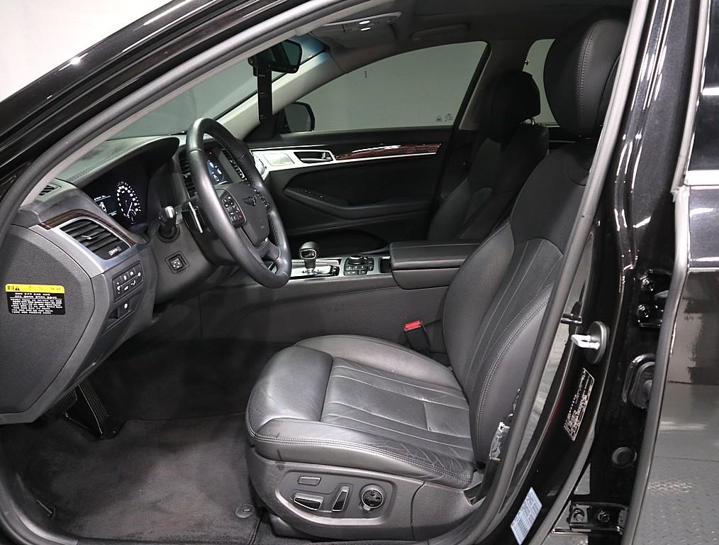 Genesis G80 - Vista 10