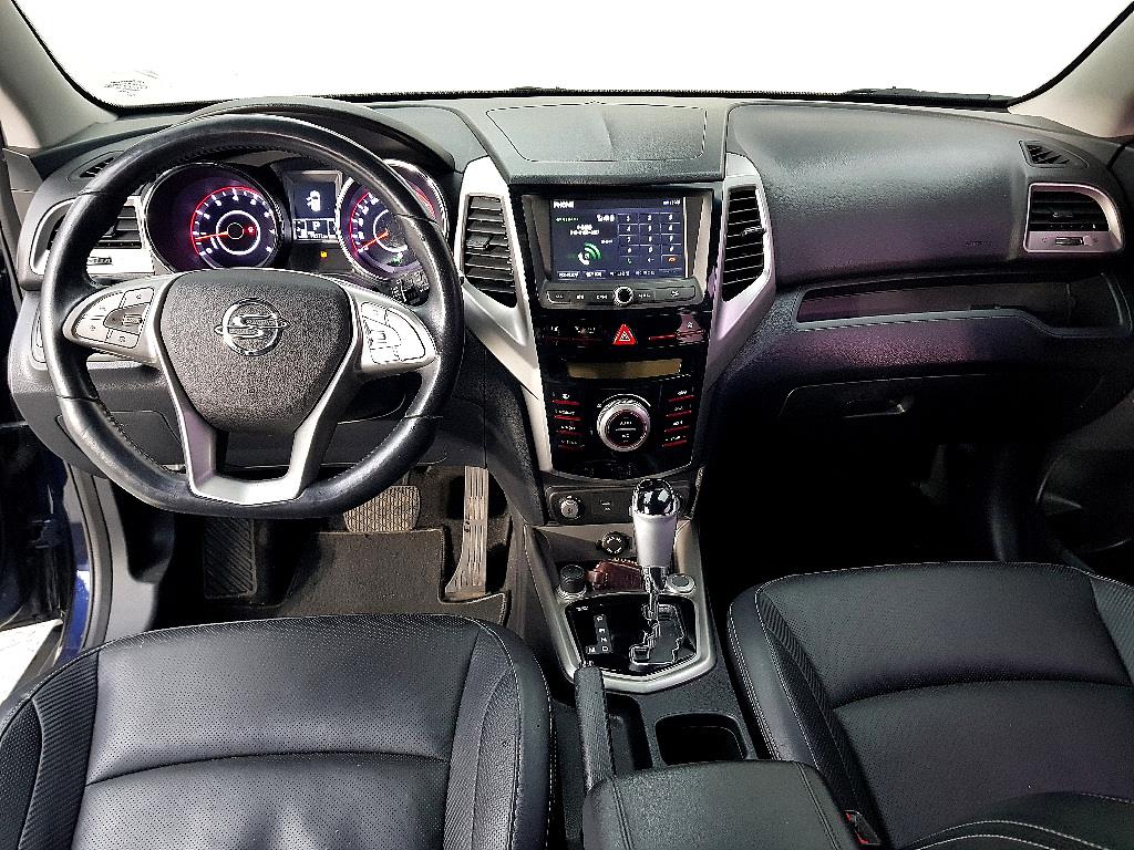 Ssangyong Tivoli - Vista 5