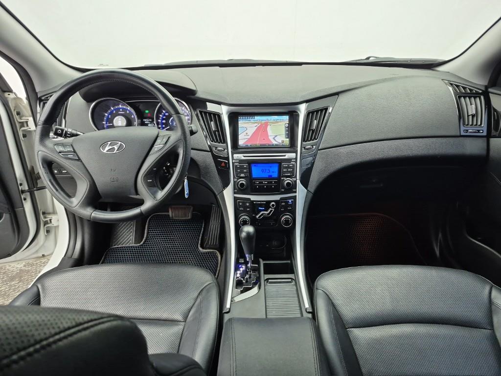 HYUNDAI Sonata - Vista 5